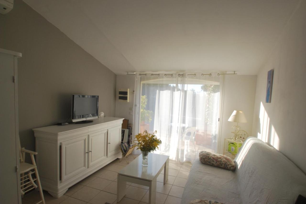 Studio Les Olivades Villa Arlés Exterior foto